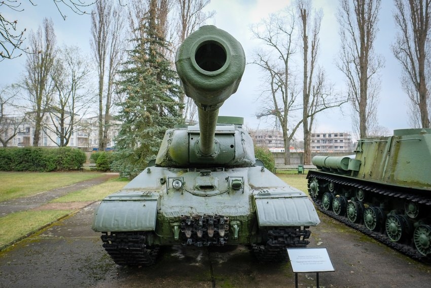 Chars soviétiques au centre de Berlin – pourquoi les Allemands protègent l’équipement militaire des occupants